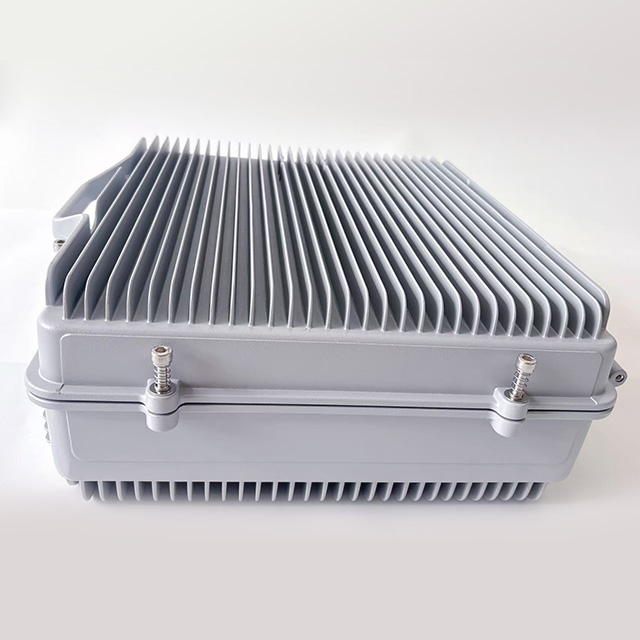 UZI-FDD 1.8G ICS + FDD 2.1G ICS + TDD 3.5G Analog 5W Wireless Repeater 
