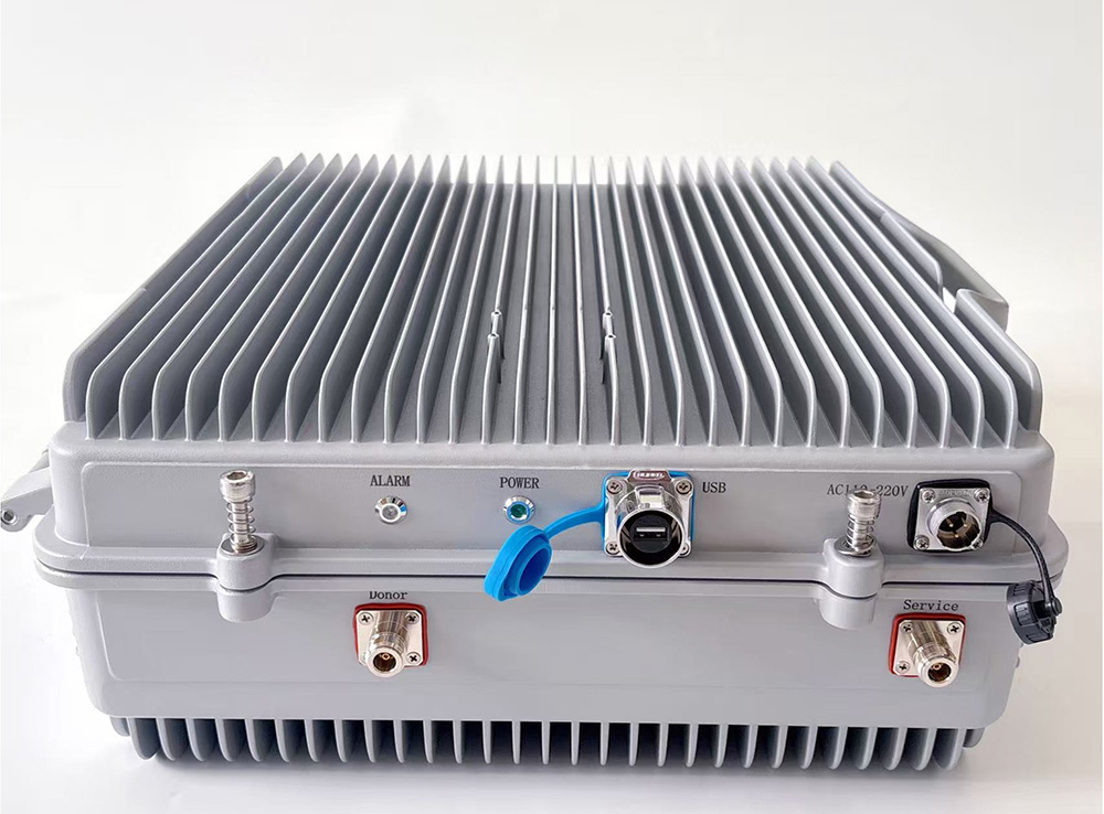 UZI-FDD 1.8G ICS + FDD 2.1G ICS + TDD 3.5G Analog 5W Wireless Repeater -4.jpg